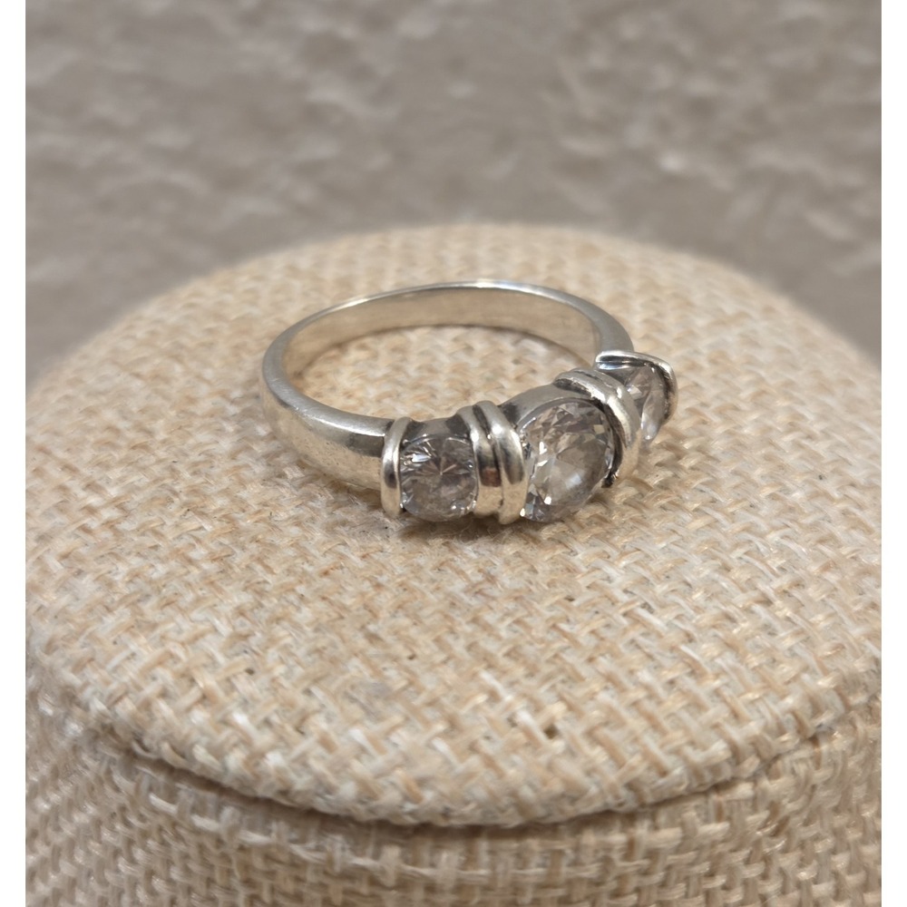 Vintage Sterling Silver Triple Round-Cut C Z Promise Engagement Ring‎ Size 8